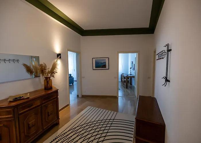 Domus Magnolia In Centro Apartment Como